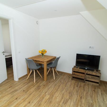 Apartamento Ferienweingut Ulrike Thul Leiwen Exterior foto